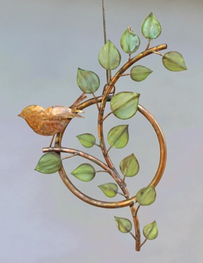 O - Wren with Aspen leaves